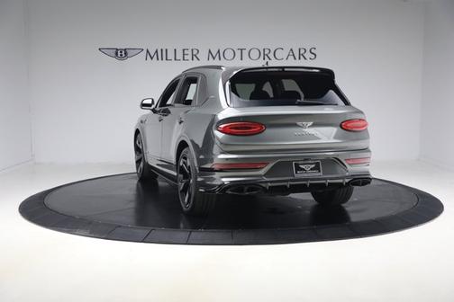 2022 Bentley Bentayga V8