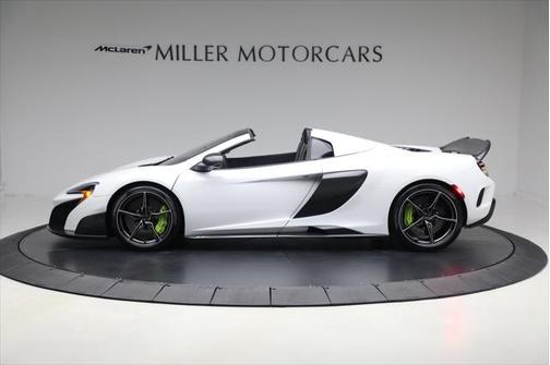 2016 McLaren 675LT Base