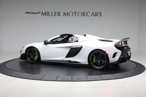 2016 McLaren 675LT Base