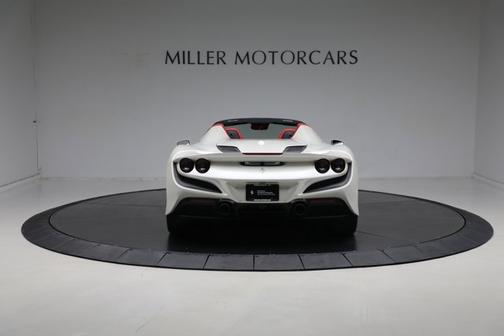 Bianco Fuji 2023 Ferrari F8 Spider Convertible