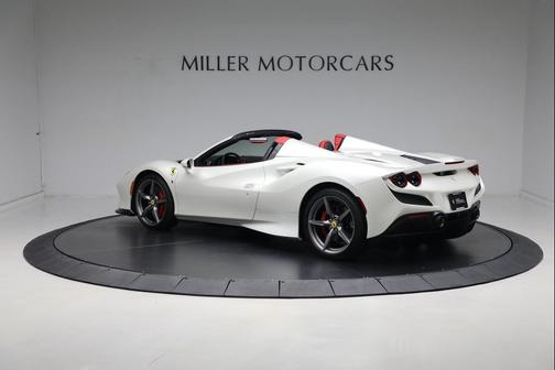 Bianco Fuji 2023 Ferrari F8 Spider Convertible