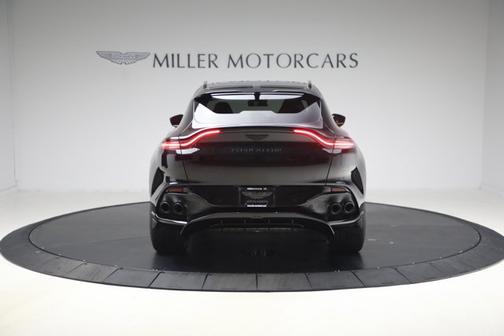 2026 Aston Martin DBX 707