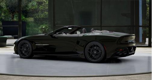 2026 Aston Martin Vanquish Volante