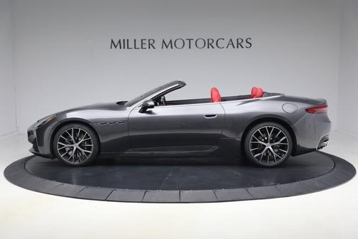 2026 Maserati GranCabrio Modena