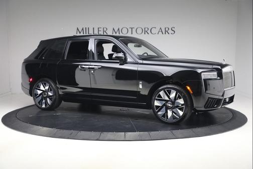 Black Diamond 2026 Rolls-Royce Cullinan SUV