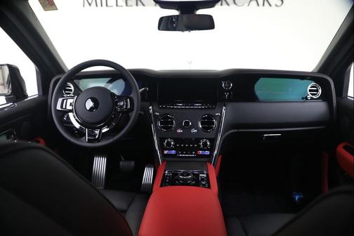 Black Diamond 2026 Rolls-Royce Cullinan SUV