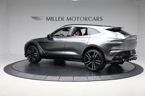 2025 Aston Martin DBX 707