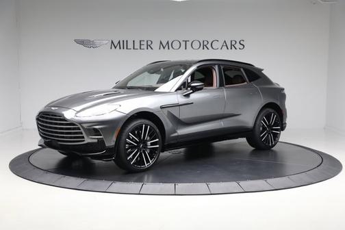 2025 Aston Martin DBX 707