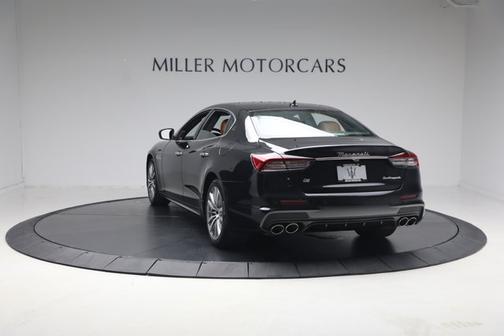 Nero Ribelle Metallic 2022 Maserati Quattroporte Modena Q4