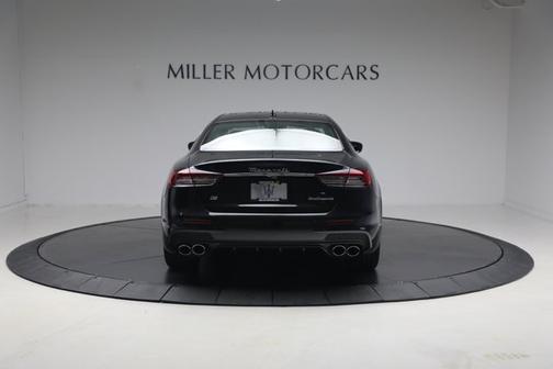 Nero Ribelle Metallic 2022 Maserati Quattroporte Modena Q4