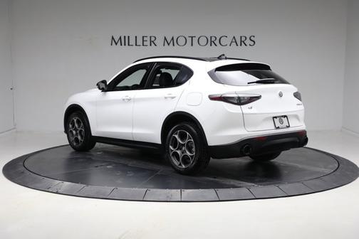 2025 Alfa Romeo Stelvio Sprint AWD