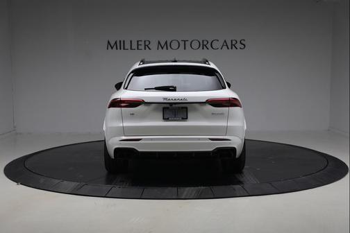 Bianco 2026 Maserati Grecale Modena