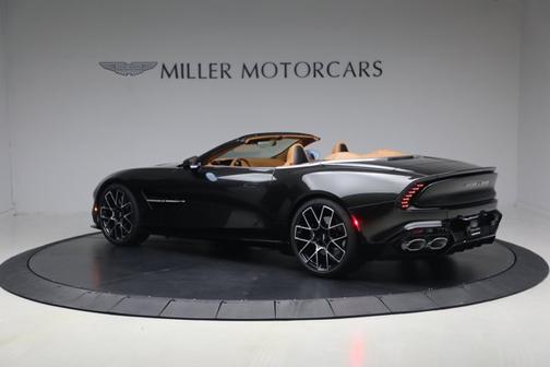 2026 Aston Martin Vanquish Volante