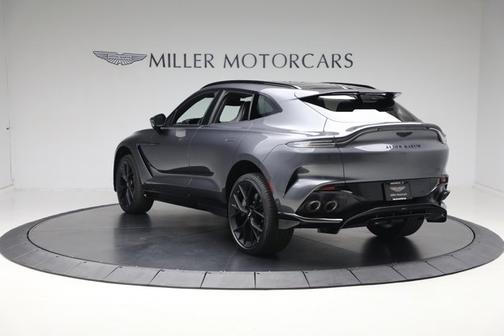 2025 Aston Martin DBX 707