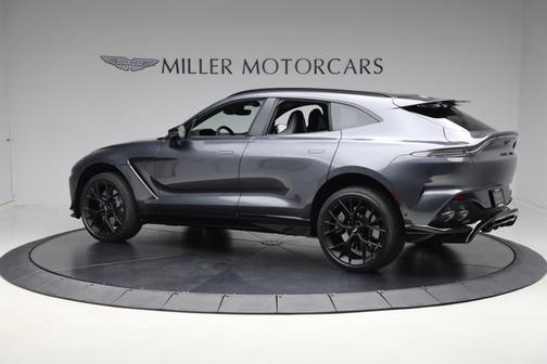 2025 Aston Martin DBX 707