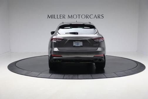 2022 Maserati Levante Modena