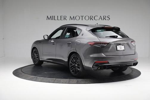 2022 Maserati Levante Modena