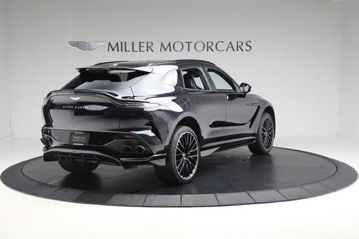 2023 Aston Martin DBX 707