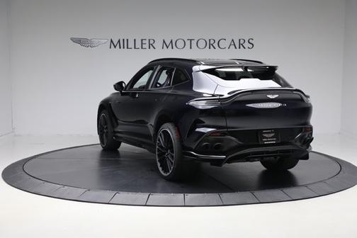 2023 Aston Martin DBX 707