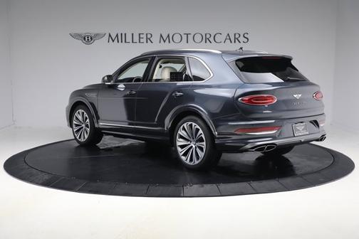 2025 Bentley Bentayga V8
