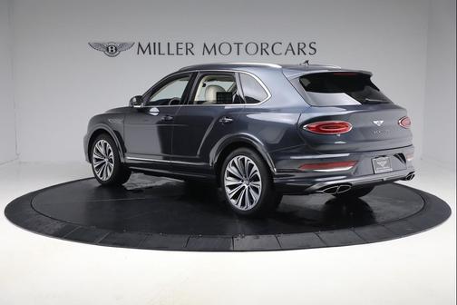 2025 Bentley Bentayga V8