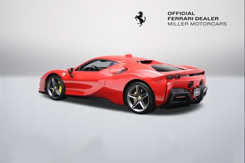 2022 Ferrari SF90 Stradale Coupe