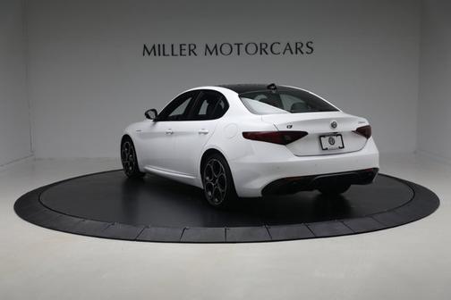 2022 Alfa Romeo Giulia Veloce
