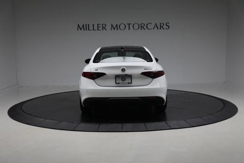 2022 Alfa Romeo Giulia Veloce