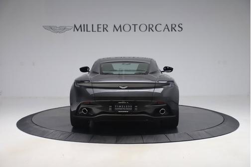 2019 Aston Martin DB11 V8