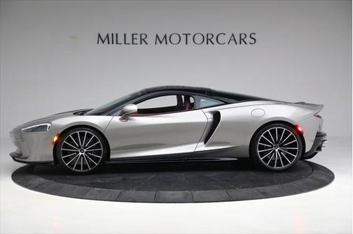 2023 McLaren GT Pioneer