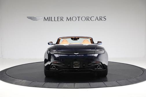 2025 Aston Martin DB12 Volante