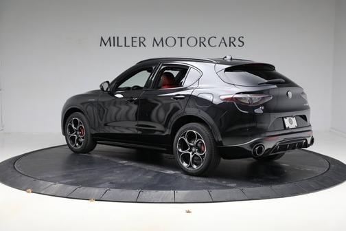 2025 Alfa Romeo Stelvio Sprint AWD