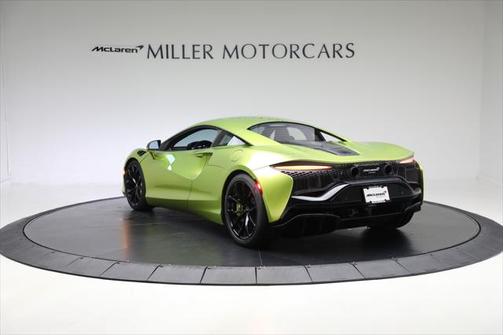 2024 McLaren Artura TechLux