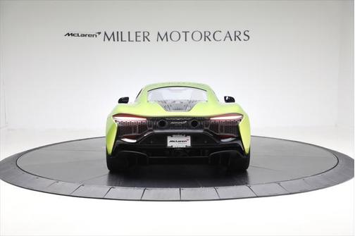 2024 McLaren Artura TechLux