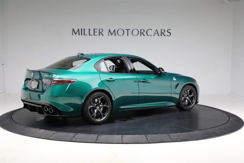 2024 Alfa Romeo Giulia Quadrifoglio