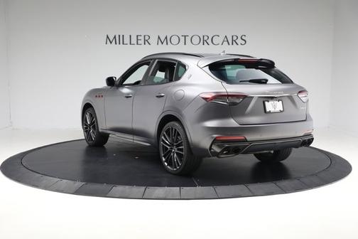 2022 Maserati Levante Trofeo