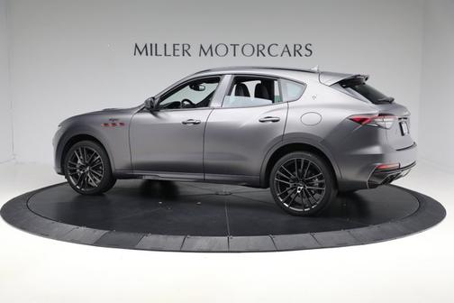 2022 Maserati Levante Trofeo