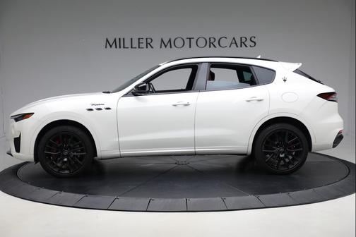 2022 Maserati Levante Modena