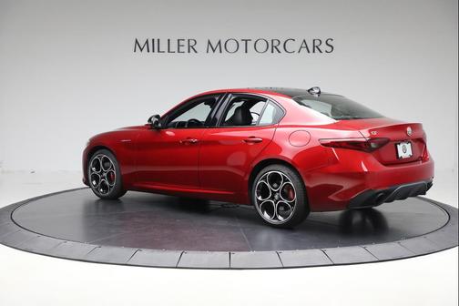 2022 Alfa Romeo Giulia Veloce