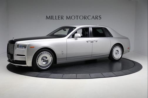2023 Rolls-Royce Phantom Sedan