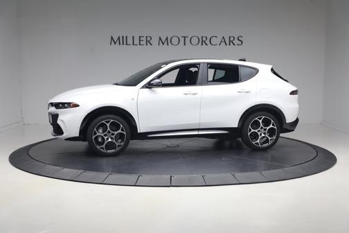 Milano White 2024 Alfa Romeo Tonale Ti EAWD