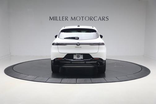 Milano White 2024 Alfa Romeo Tonale Ti EAWD