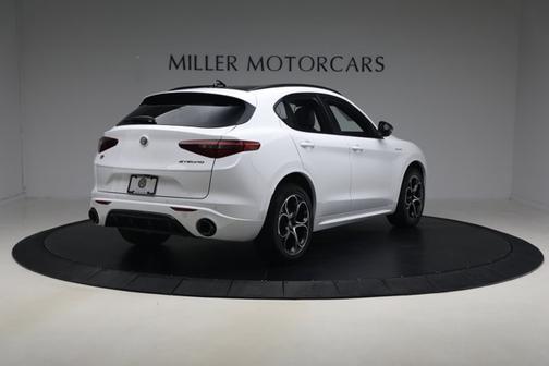 2023 Alfa Romeo Stelvio Veloce AWD