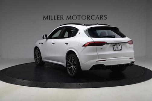 2026 Maserati Grecale Modena