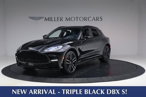 Jet Black 2026 Aston Martin DBX S