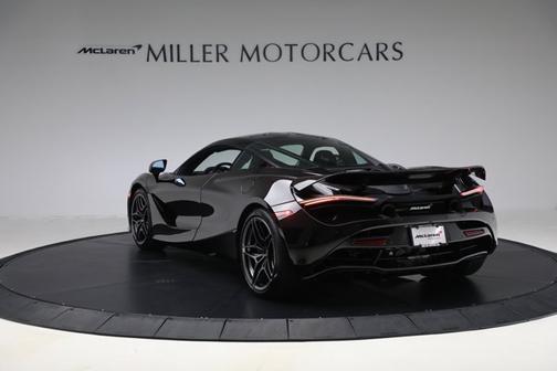 2018 McLaren 720S Base