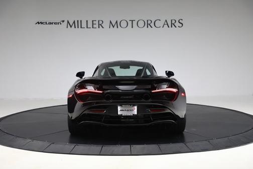 2018 McLaren 720S Base