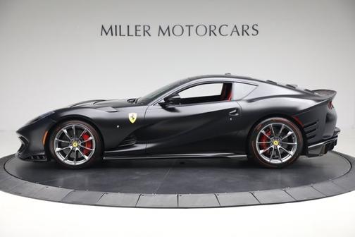 2022 Ferrari 812 Competizione Coupe
