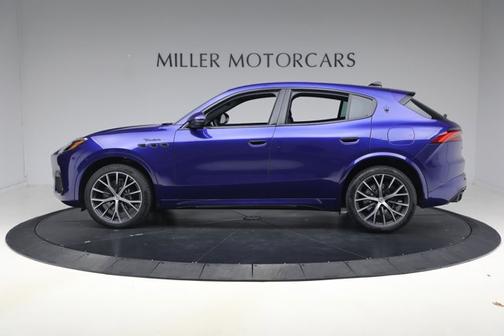 Blu Intenso Metallic 2026 Maserati Grecale Modena