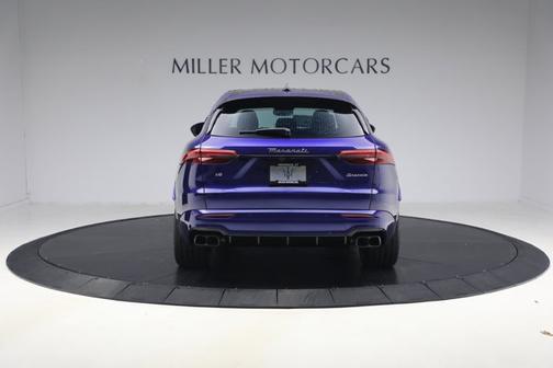 Blu Intenso Metallic 2026 Maserati Grecale Modena